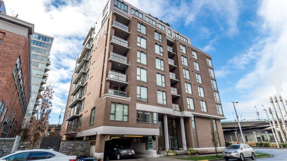 1919 Wylie Street, Vancouver, BC V5Y 0E7