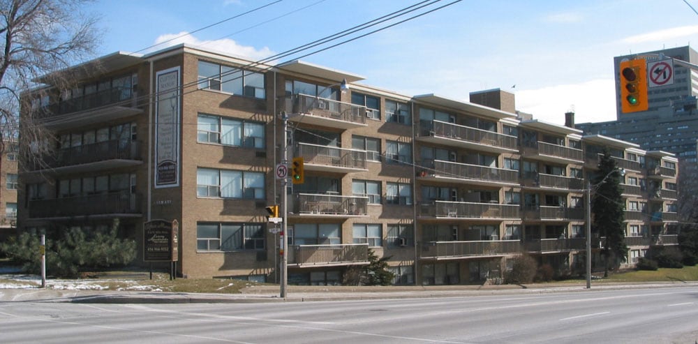 5 Elm Avenue, Toronto, ON M4W 1N2 - 2