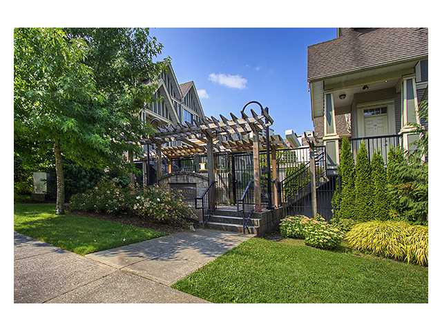 4288 Sardis Street, Burnaby, BC V5H 1K4