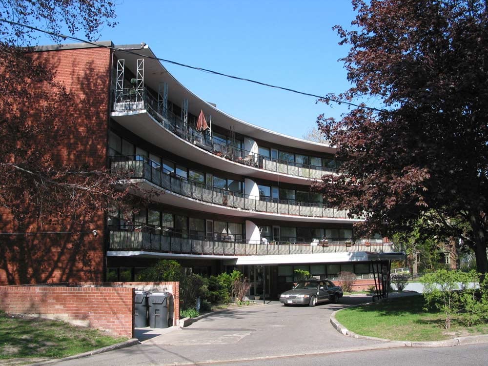 36 Castle Frank Road, Toronto, ON M4W 2Z7