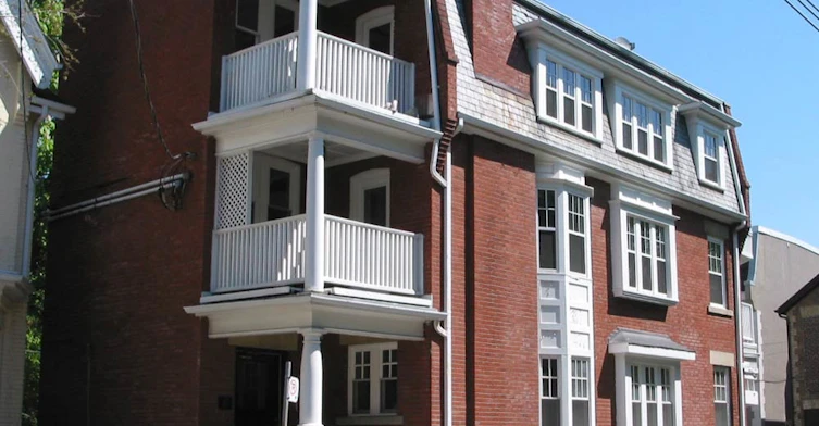 8 Webster Avenue, Toronto, ON M5R 1N7