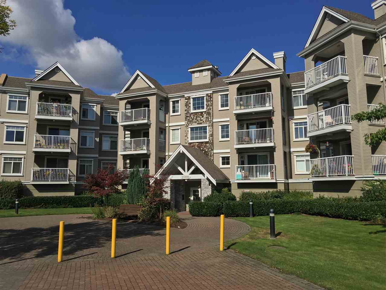 20896 57 Avenue, Langley, BC V3A 8S9