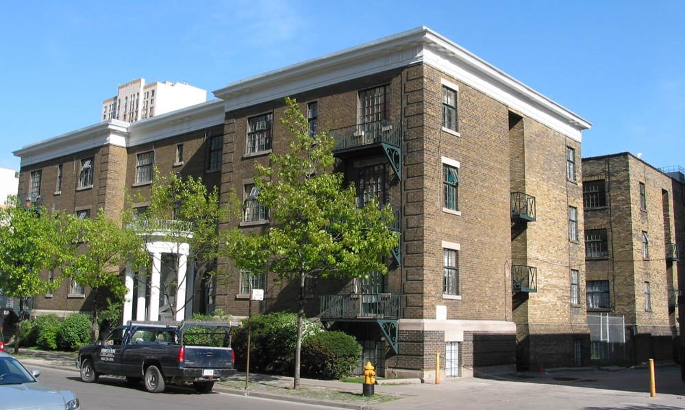 51 Grosvenor Street, Toronto, ON M5S 1B5