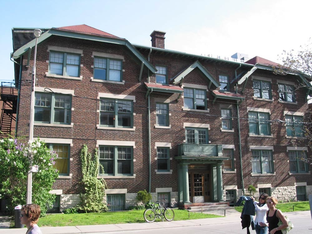 125 Earl Place, Toronto, ON M4Y 1M4