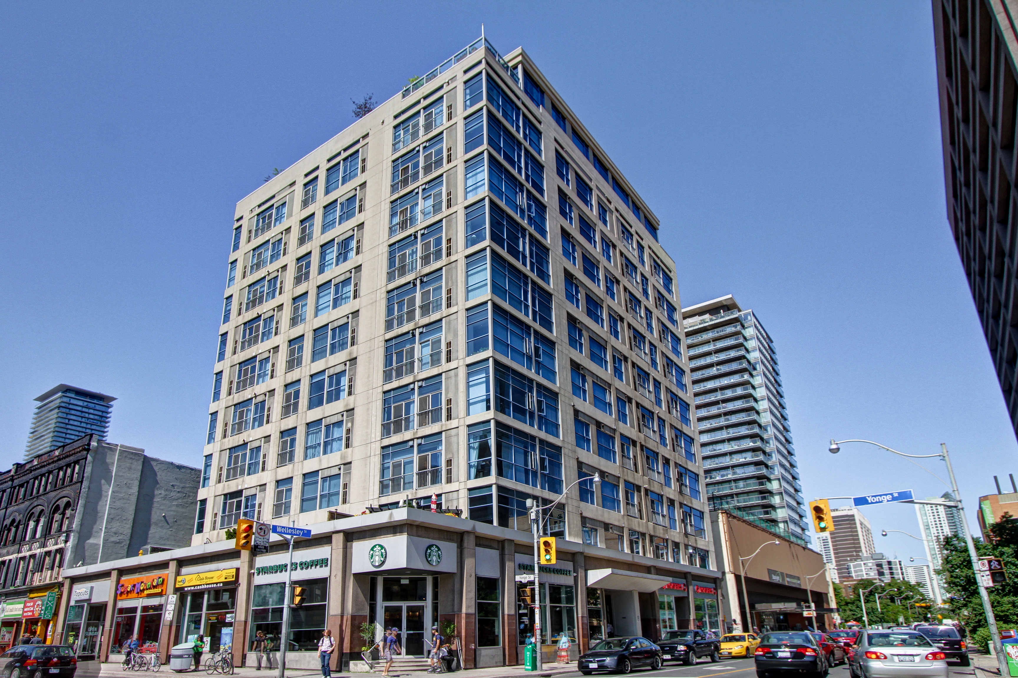 8 Wellesley Street East, Toronto, ON M4Y 3B2
