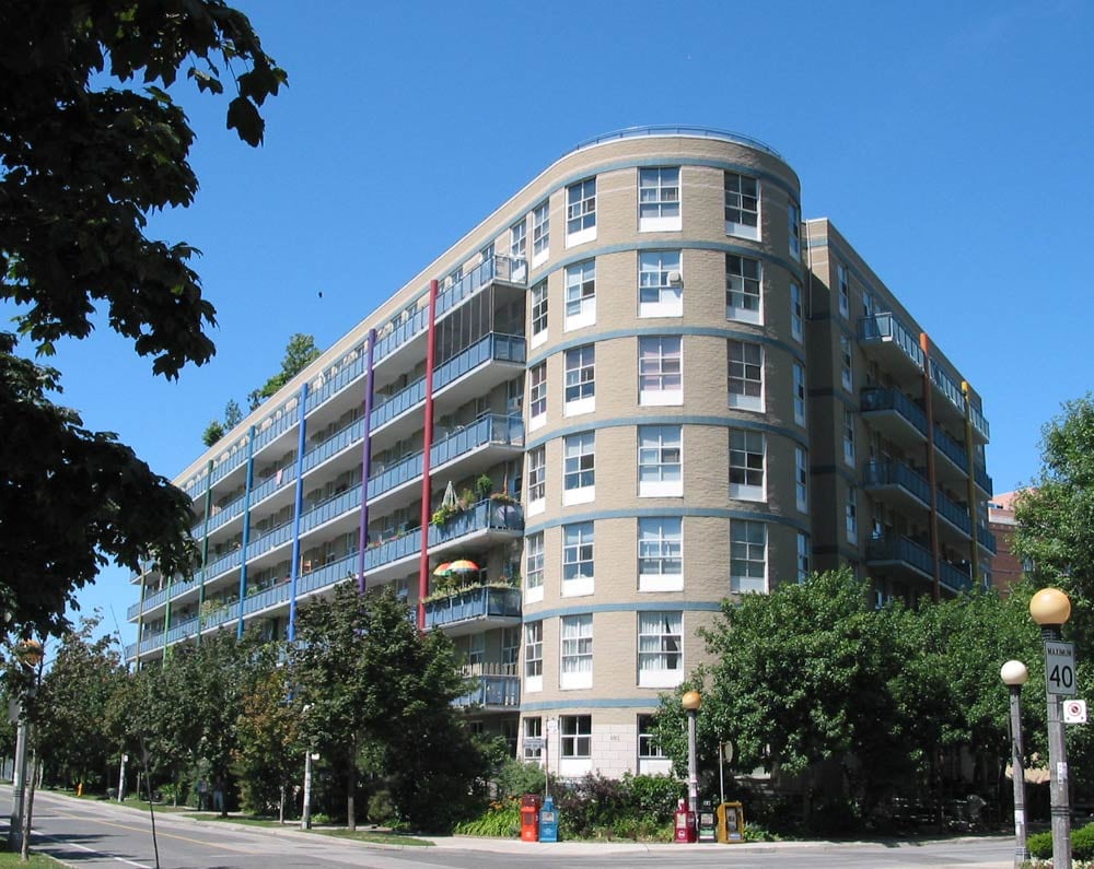 680 Queens Quay West, Toronto, ON M5V 2Y9