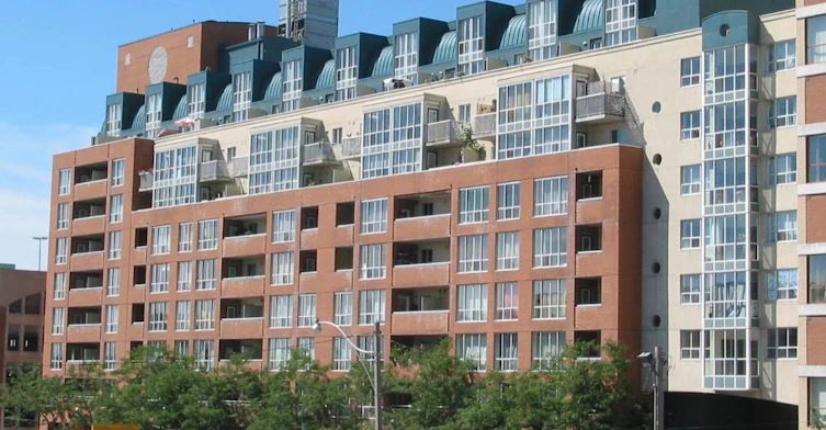2 Market Street, Toronto, ON M5E 1Y9