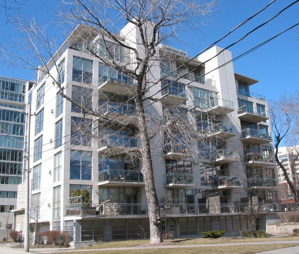 20 Niagara Street, Toronto, ON M5V 3L8