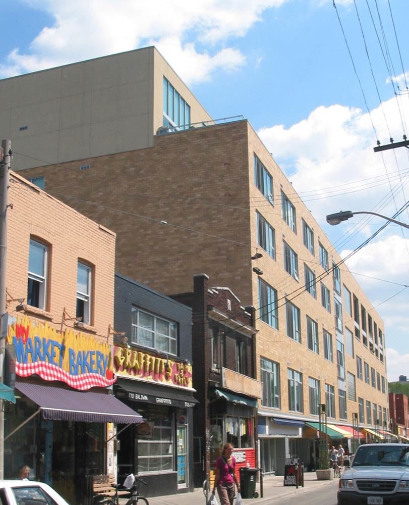 160 Baldwin Street, Toronto, ON M5T 3K7