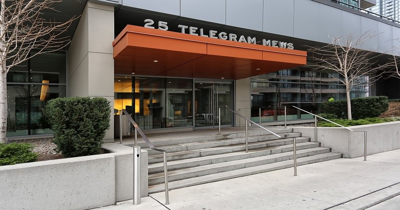 25 Telegram Mews , Toronto, ON M5V 3Z1 - 2