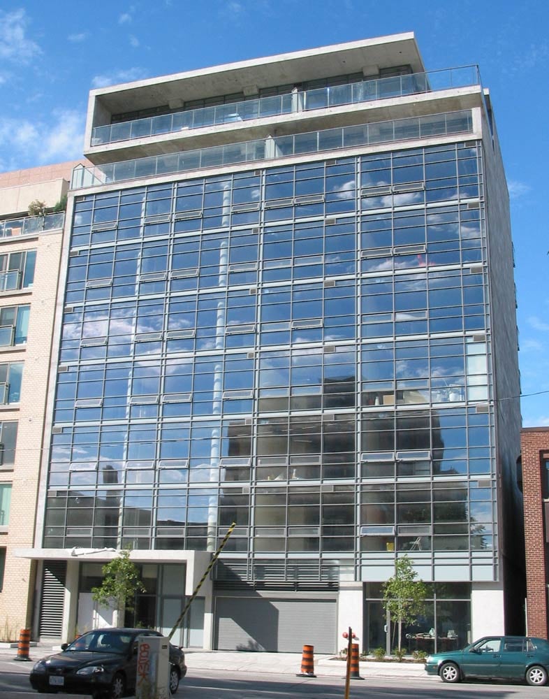 42 Camden Street, Toronto, ON M5V 1V1