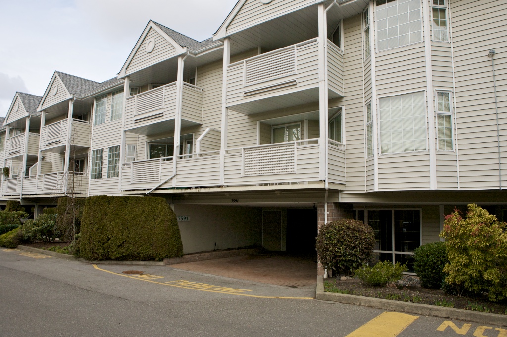 7591 Moffatt Road, Richmond, BC V6Y 3N2 - 4