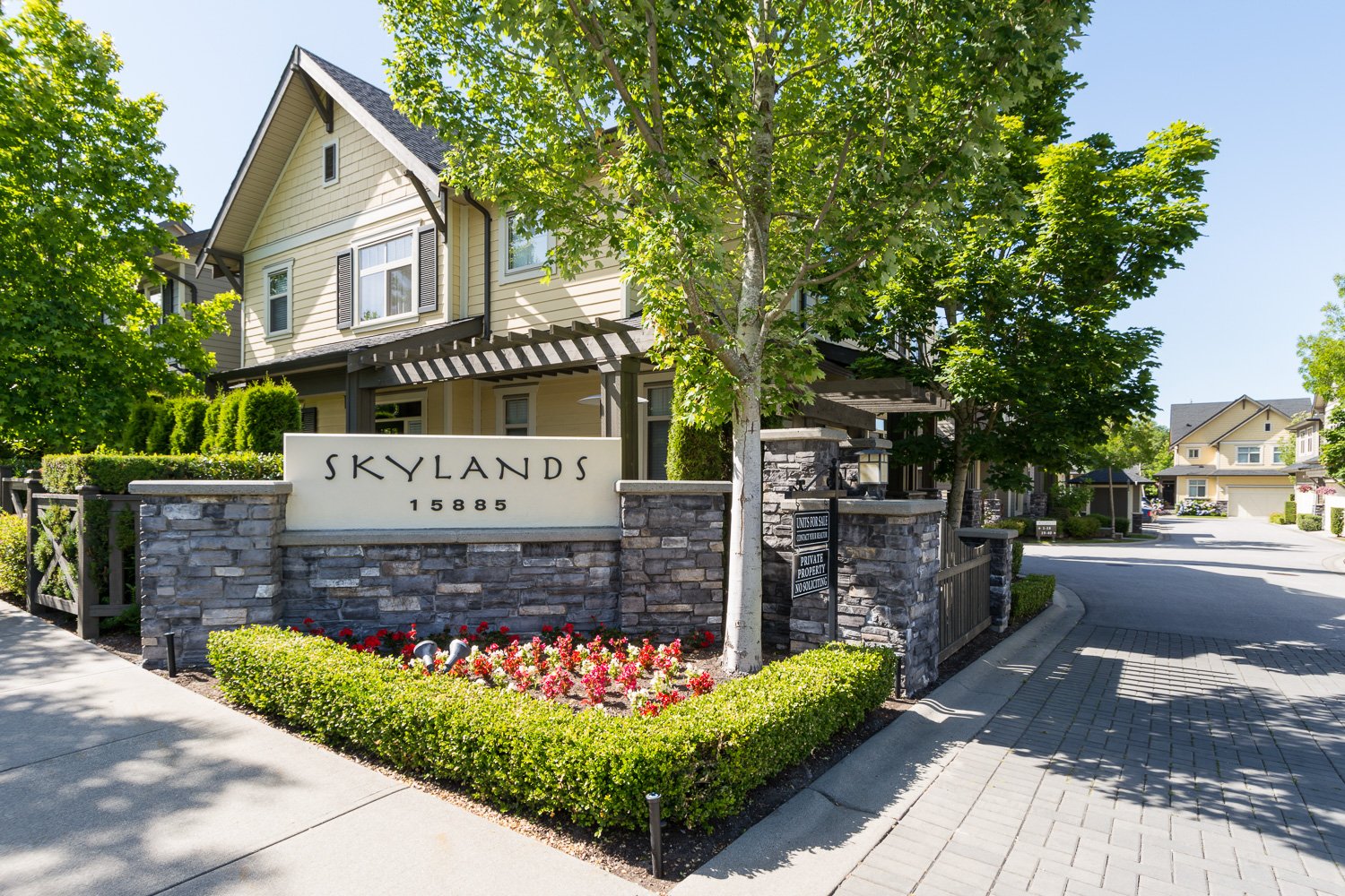 15885 26 Avenue, Surrey, BC V3Z 8L3