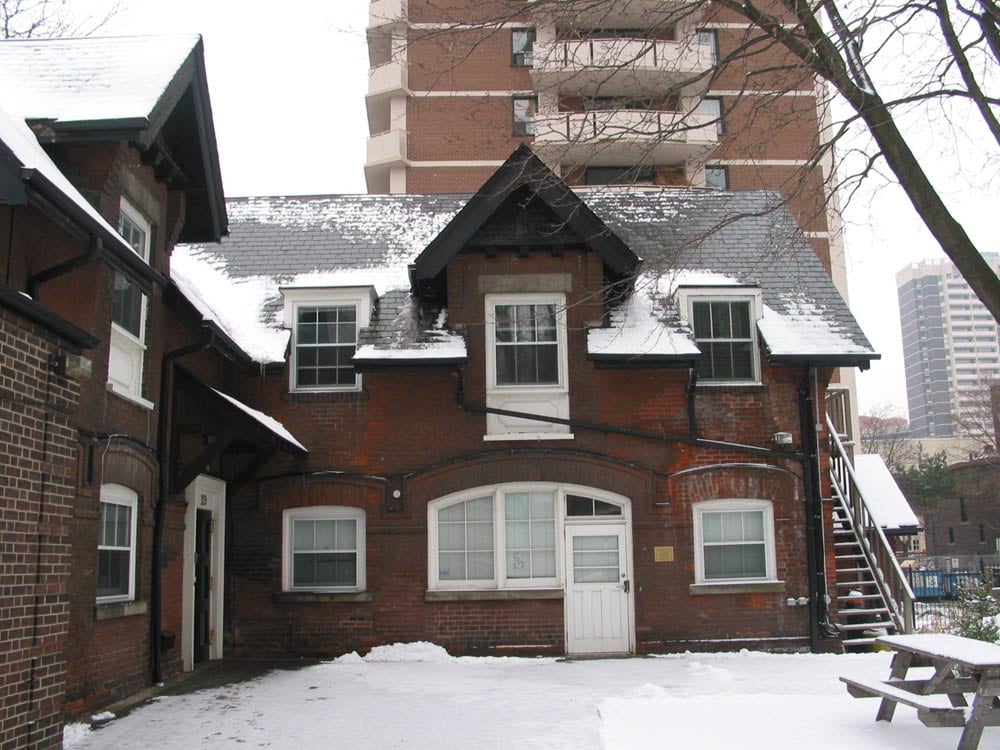 119 Isabella Street, Toronto, ON M4Y 1P2 - 2