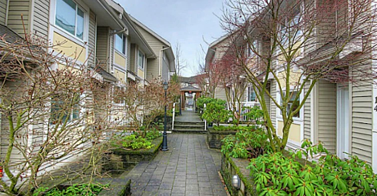 7136 18th Avenue, Burnaby, BC V3N 1H1