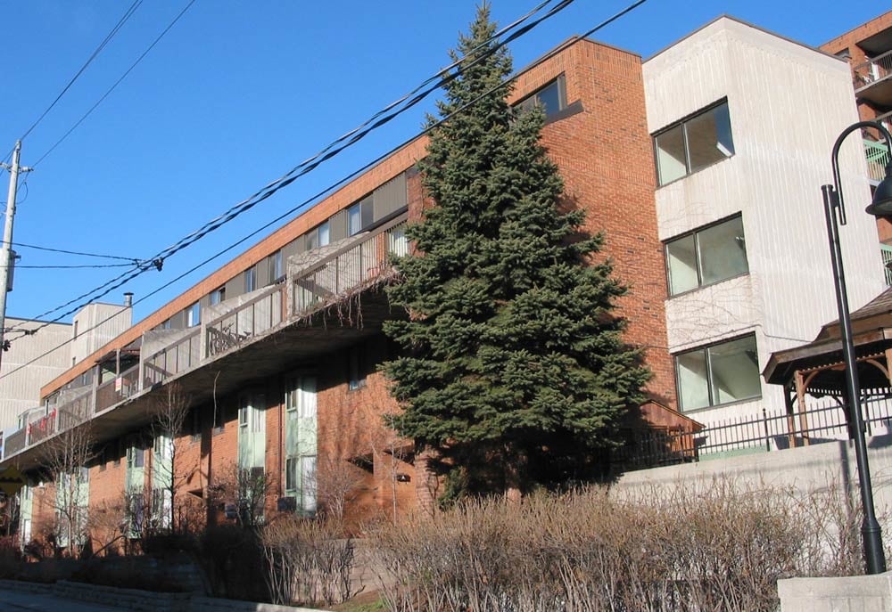 101 Bleecker Street, Toronto, ON M4X 1L9