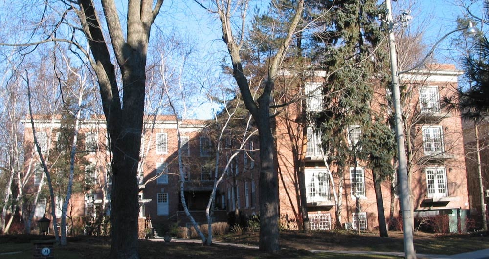 94 Crescent Road, Toronto, ON M4W 1T5