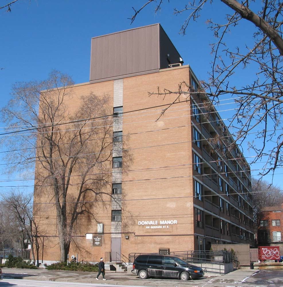 330 Gerrard Street East, Toronto, ON M5A 2G7