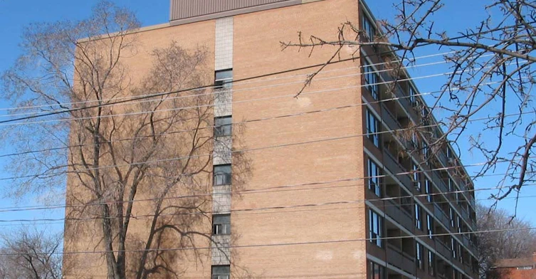 330 Gerrard Street East, Toronto, ON M5A 2G7