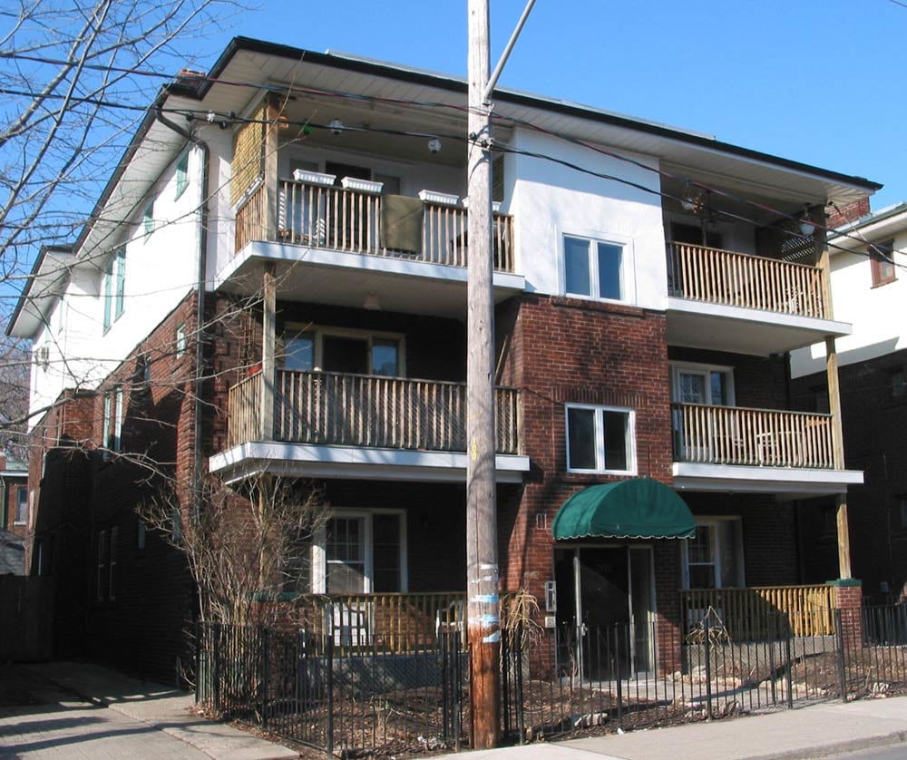 302 Sumach Street, Toronto, ON M5A 3K5