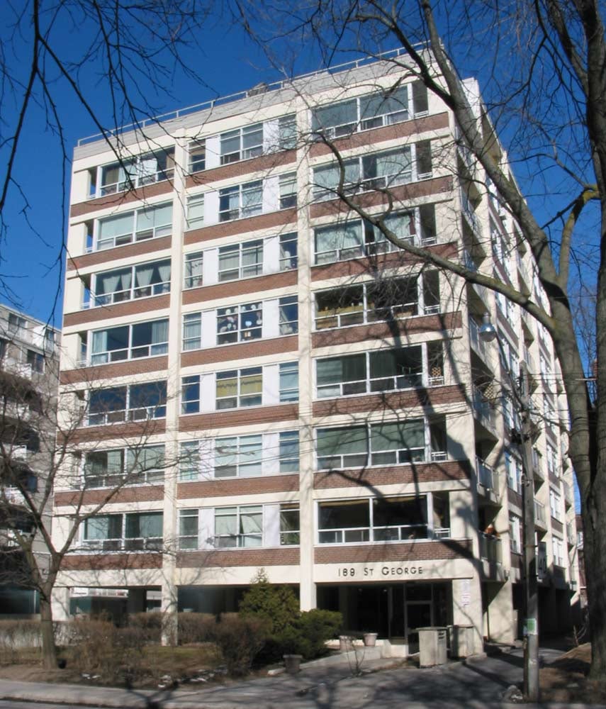 169 Saint George Street, Toronto, ON M5R 2M2