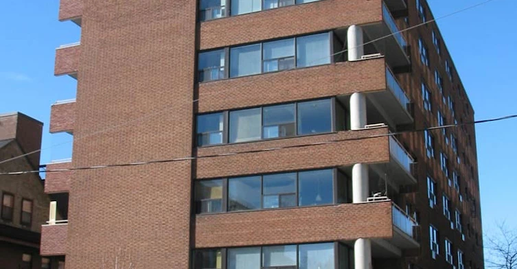214 Saint George Street, Toronto, ON M5R 2N8