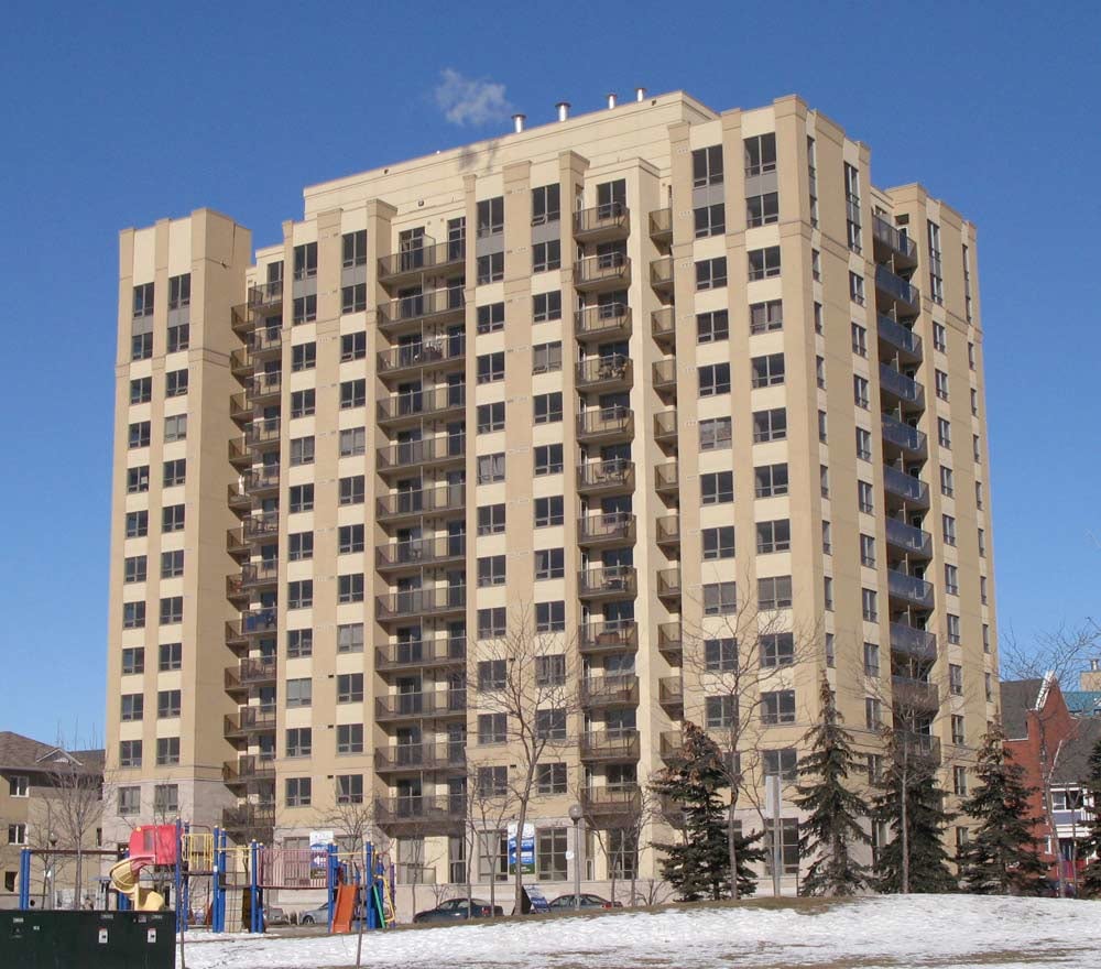 4 Elsinore Path, Toronto, ON M8V 4G7