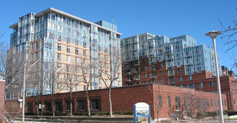 602 Melita Crescent, Toronto, ON M6G 3Z5