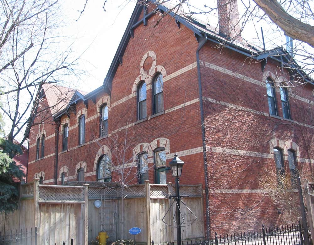 41 Spruce Street, Toronto, ON M5A 2H8 - 2