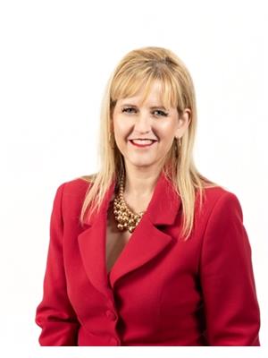 Kelly Fry PREC*, Real Estate Agent
