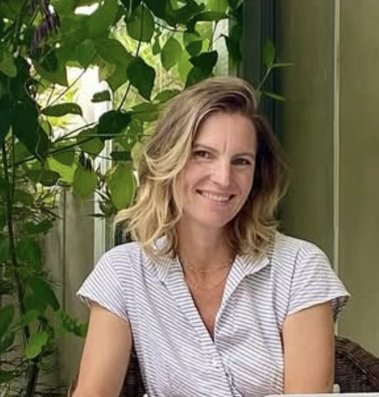 Paula Owen, Real Estate Agent